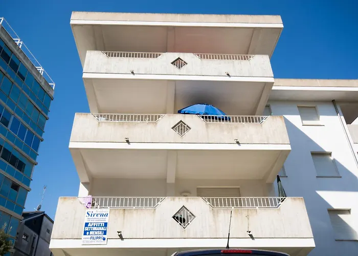 Sirena * ليدو ديلي ايستينسي