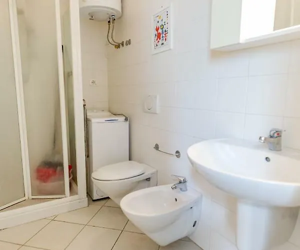 Sirena * ليدو ديلي ايستينسي